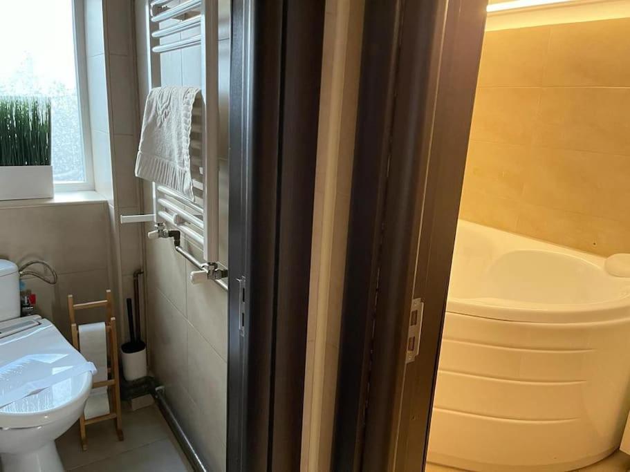 Magnolia 2Bdr Apt Piata Romana- Piata Victoriei Apartment Bucureşti Exterior foto